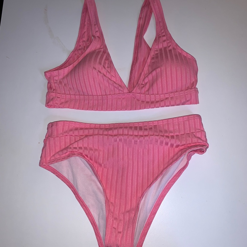 Pink SHEIN swim suit - Picture 2 of 4